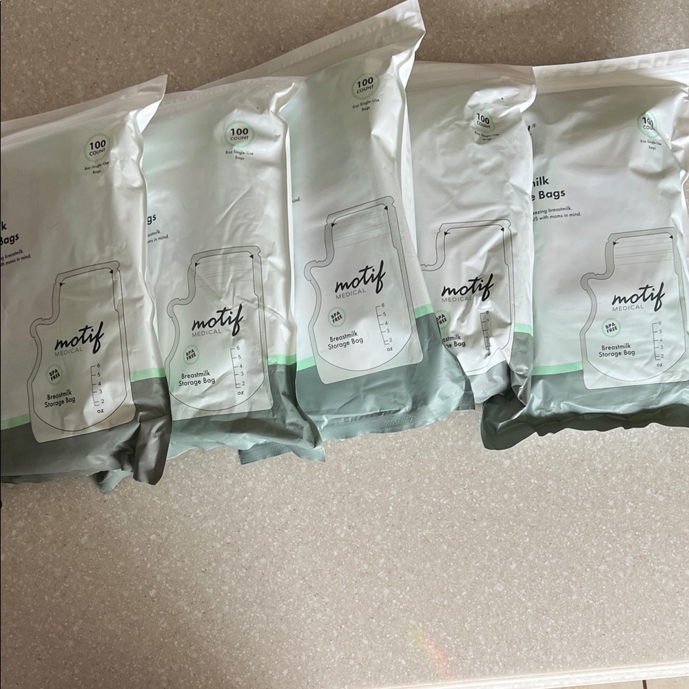 Bogs Breast Milk Storage Bags in White and Gray